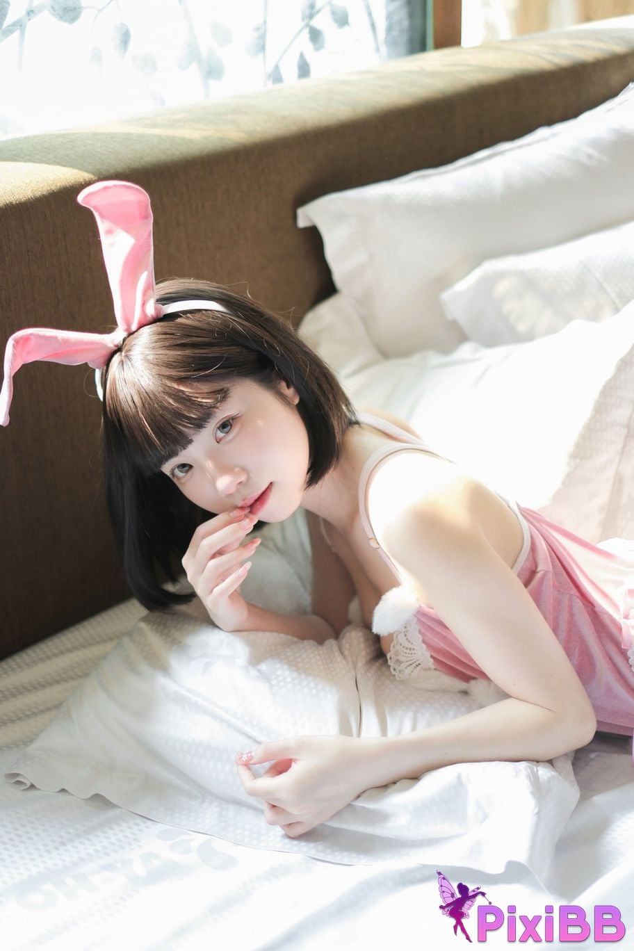 Cosplayer Cocoa Little White Rabbit Chun Yu Tu Nu Lang PixiBB.COM 019