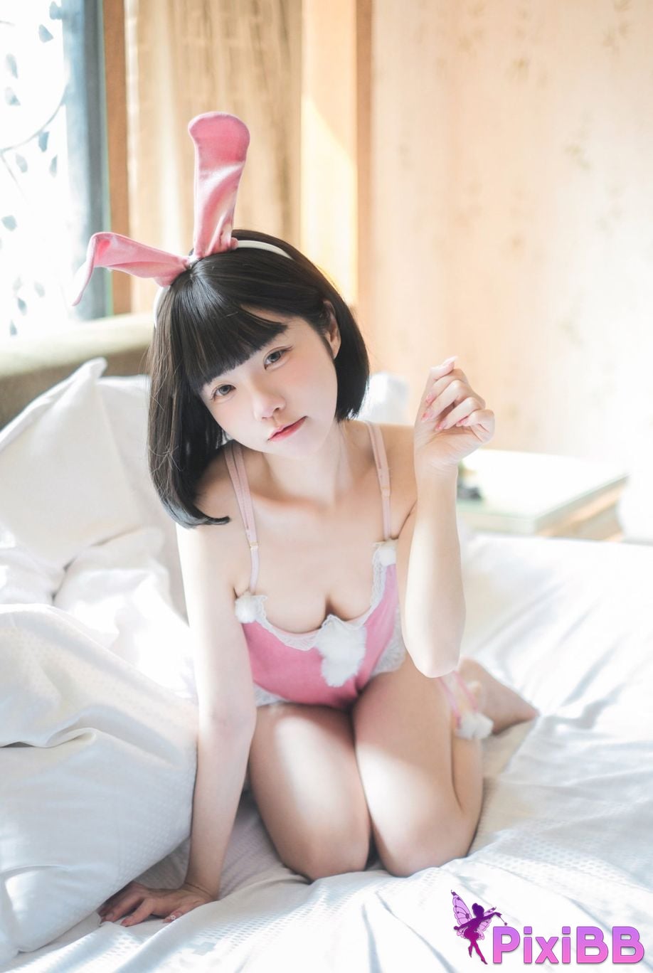 Cosplayer Cocoa Little White Rabbit Chun Yu Tu Nu Lang PixiBB.COM 031