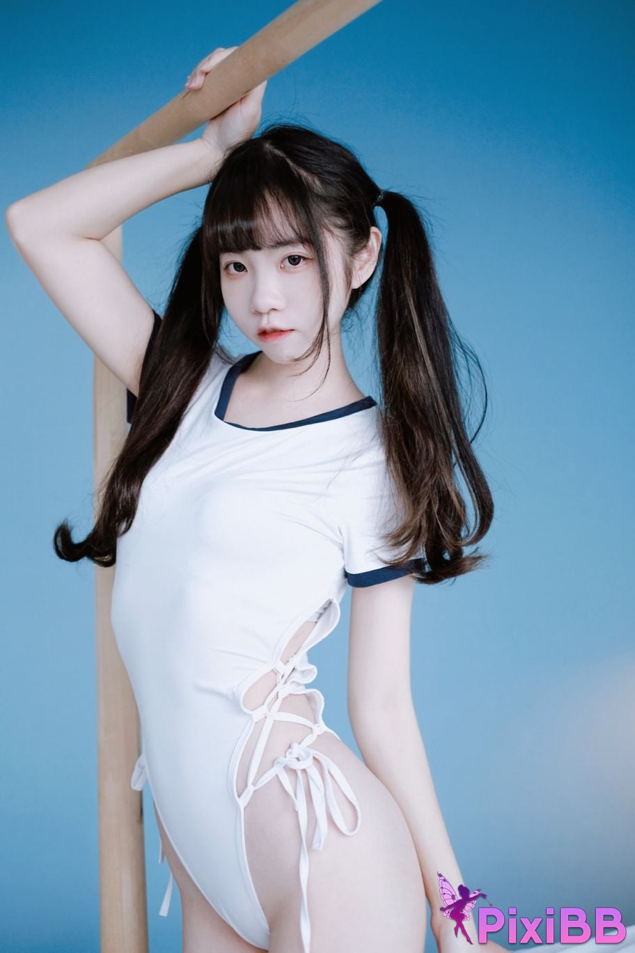 Cosplayer Cocoa Little White Rabbit Schoolgirl in gym uniform PixiBB.COM 007