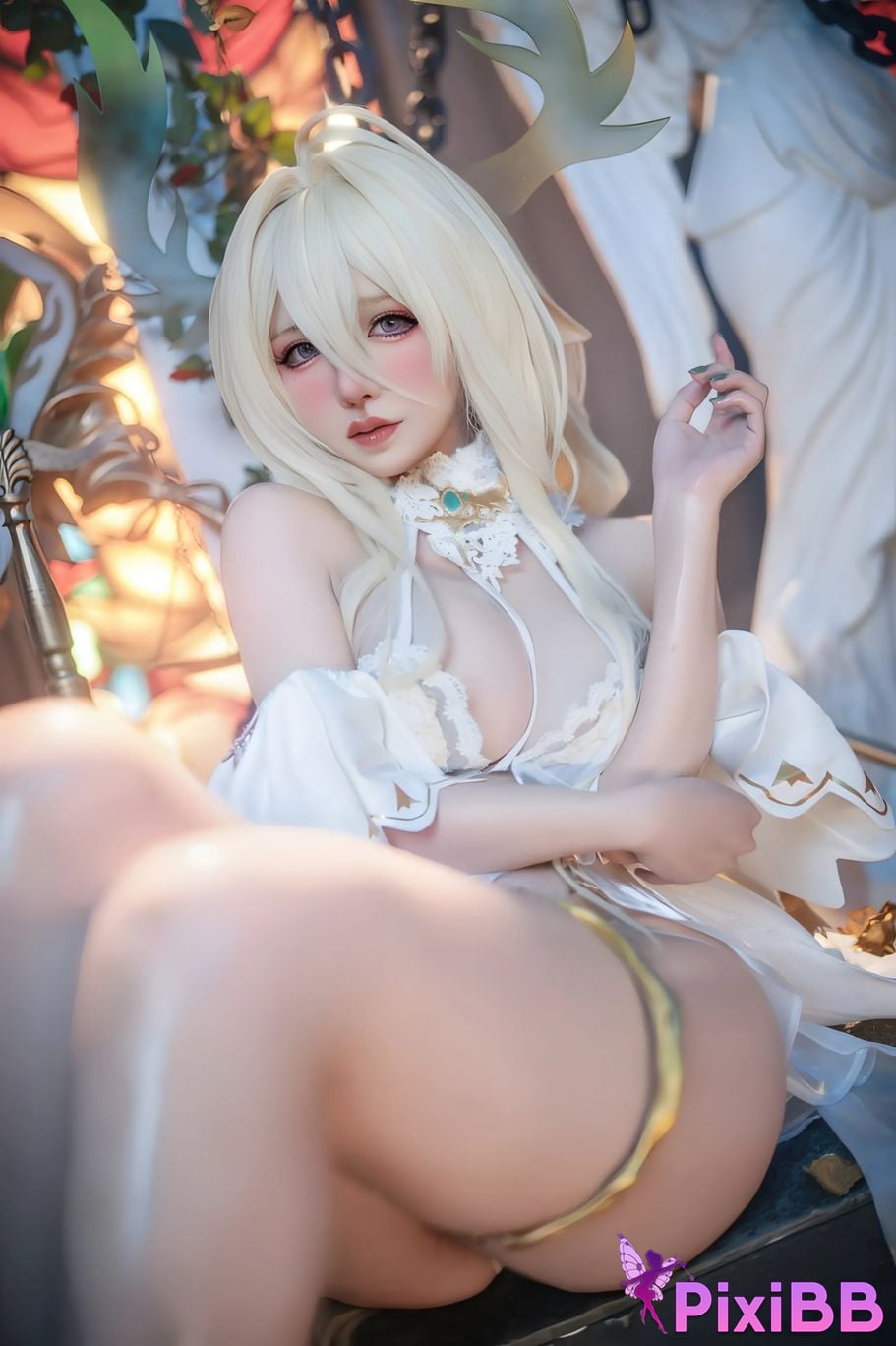Cosplayer Axun kaOri azur lane golden lion PixiBB.COM 042