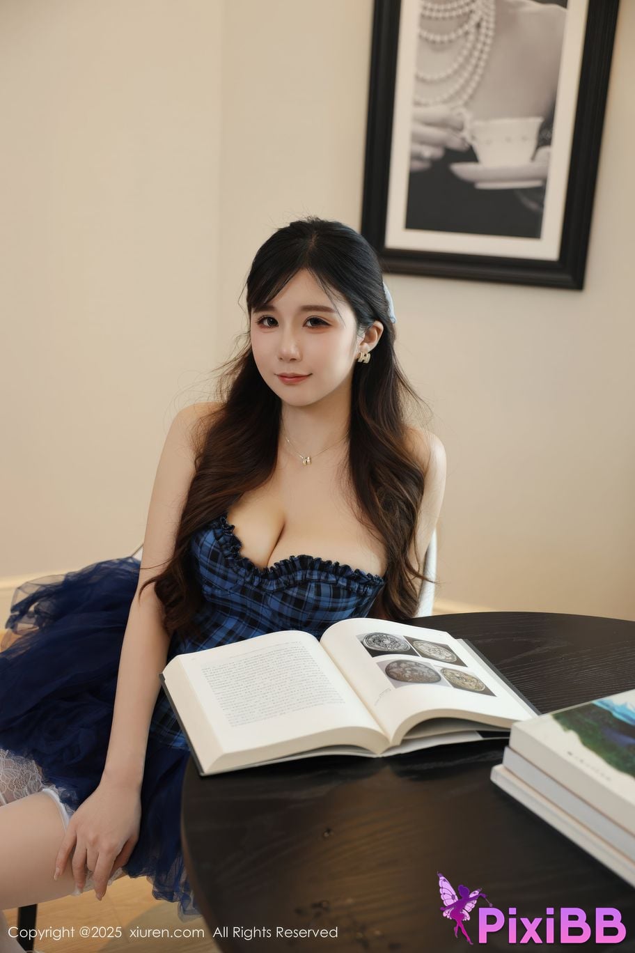 XIUREN No.10990 Little meaty meat PixiBB.COM 010