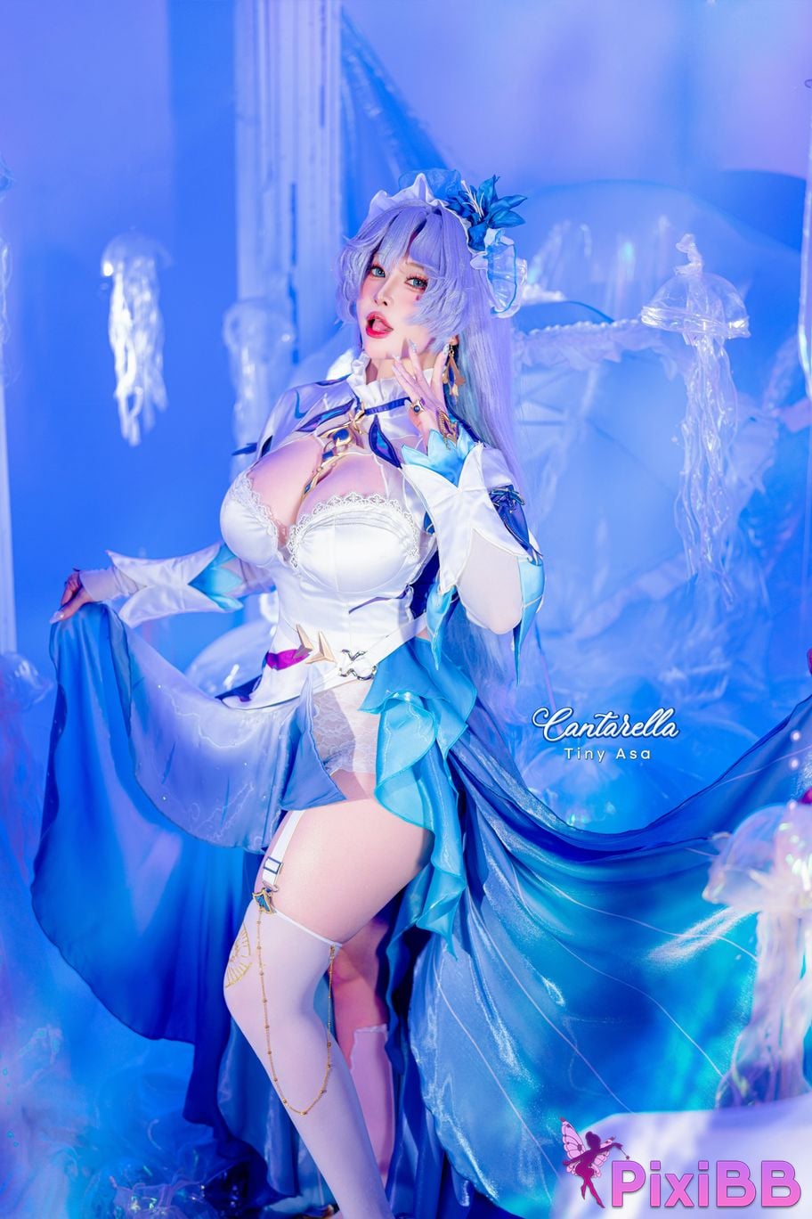 Cosplayer Tiny Asa Cantarella PixiBB.COM 001