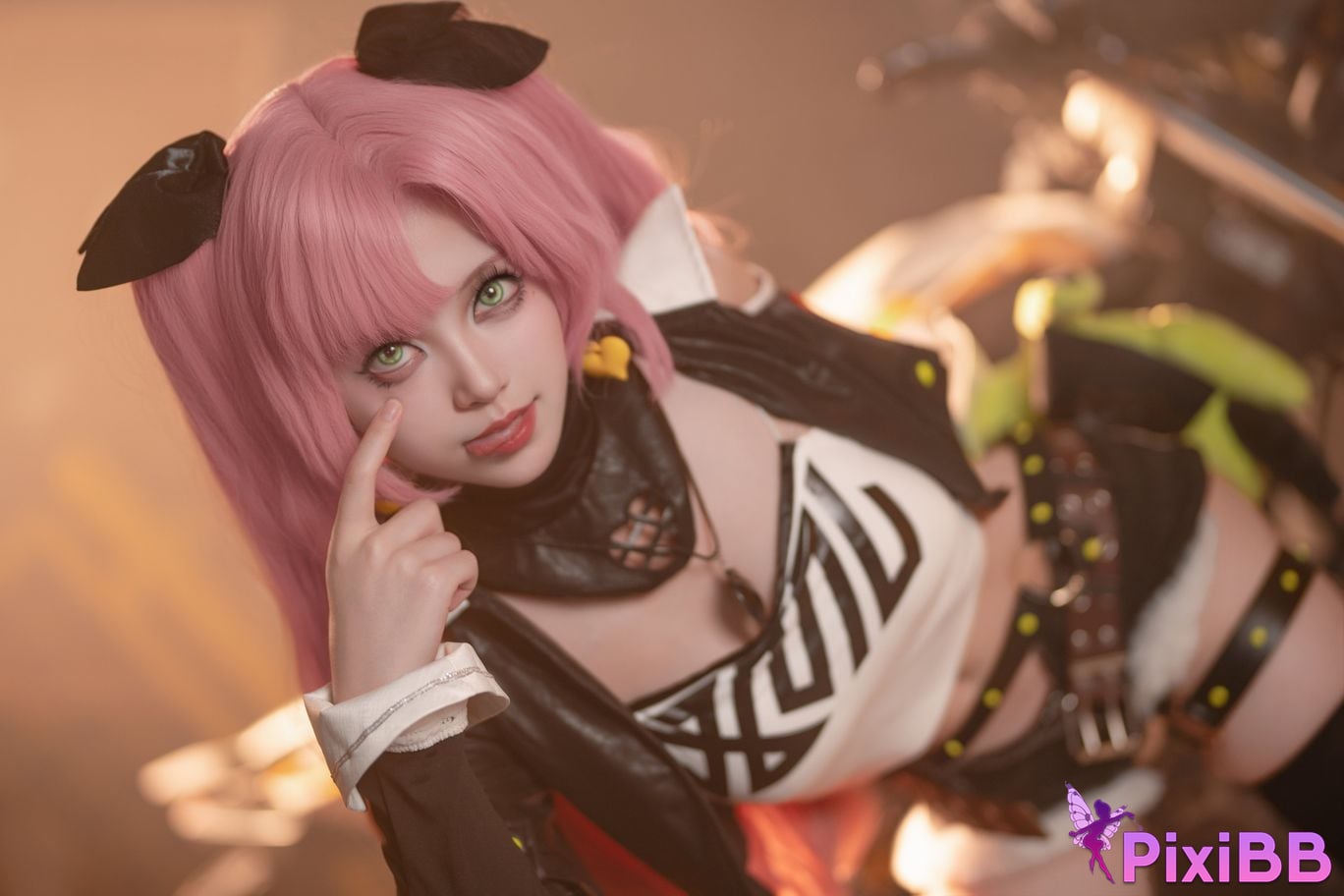Cosplayer Bangni Bonnie Nicole PixiBB.COM 006