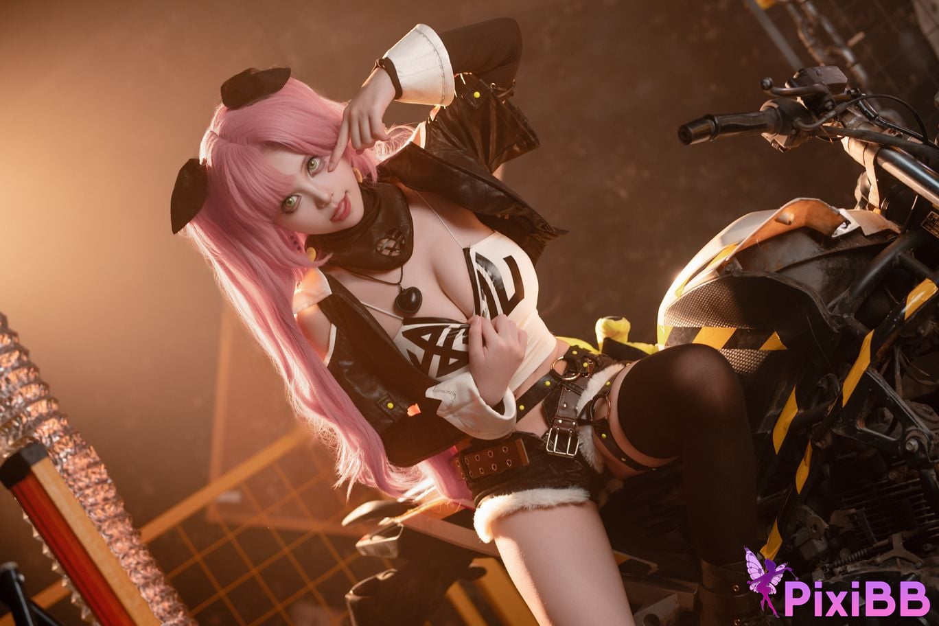 Cosplayer Bangni Bonnie Nicole PixiBB.COM 023