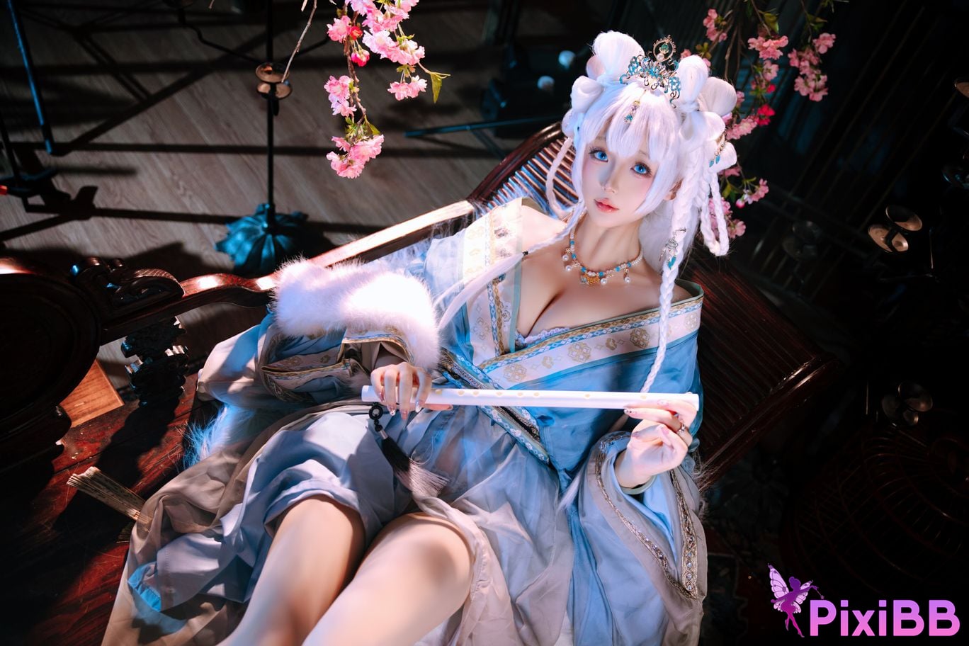 Cosplayer Hinajiao Saintess of Hehuan Sect PixiBB.COM 009