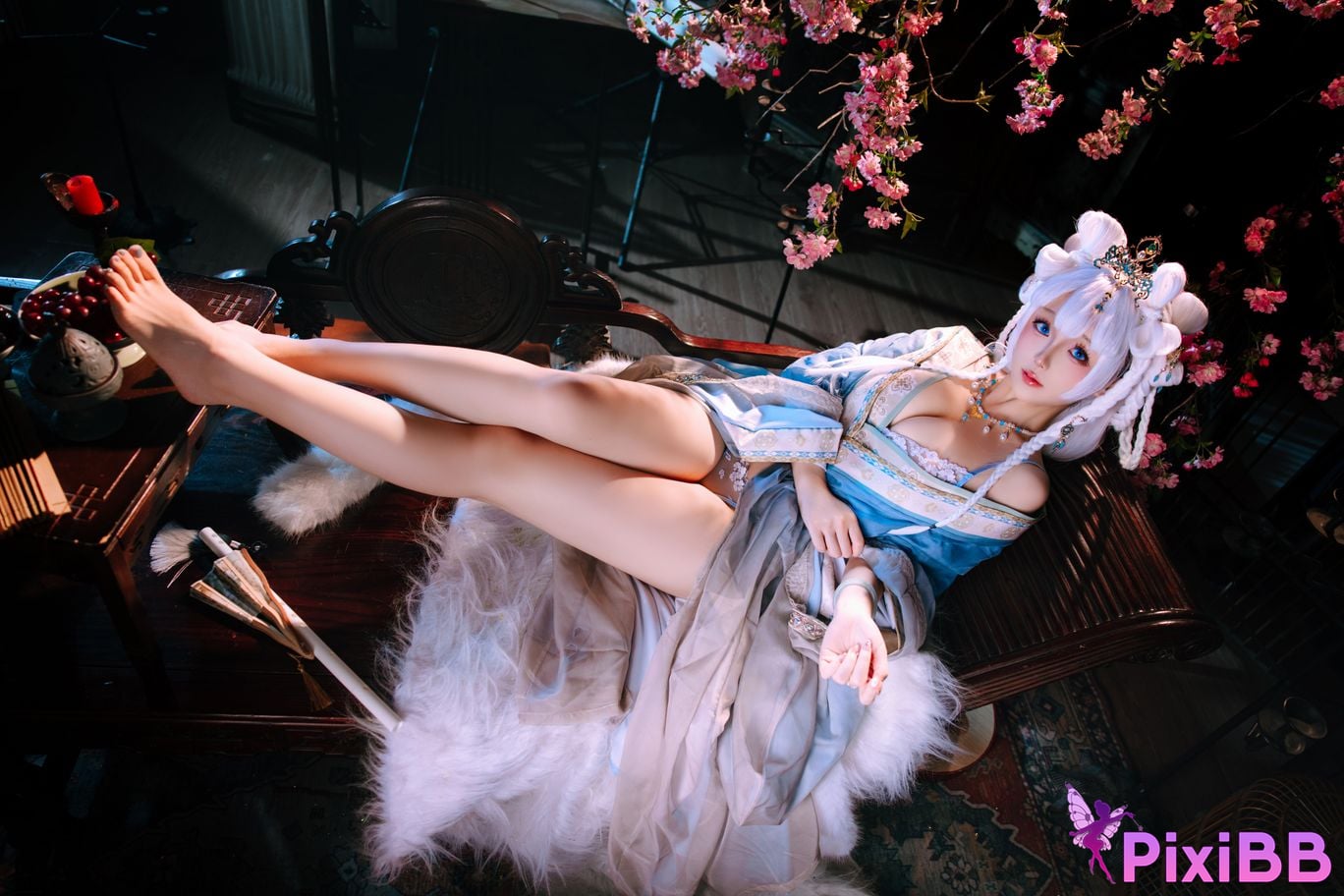 Cosplayer Hinajiao Saintess of Hehuan Sect PixiBB.COM 027