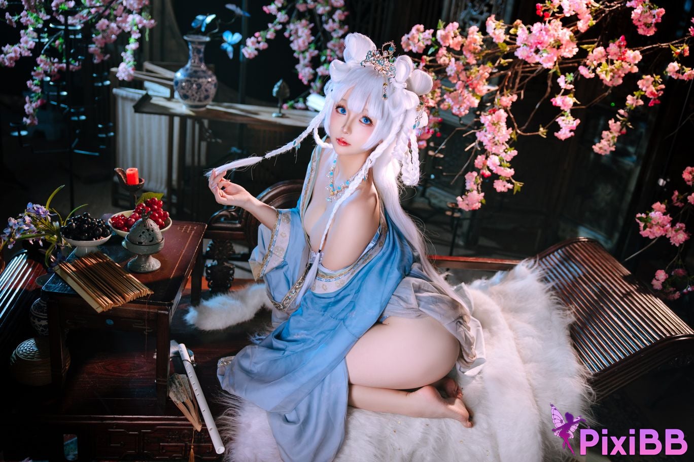 Cosplayer Hinajiao Saintess of Hehuan Sect PixiBB.COM 034