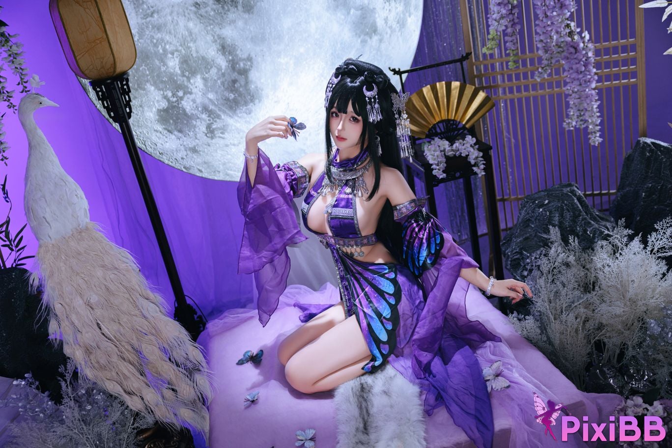 Cosplayer Hinajiao Miao witch PixiBB.COM 125