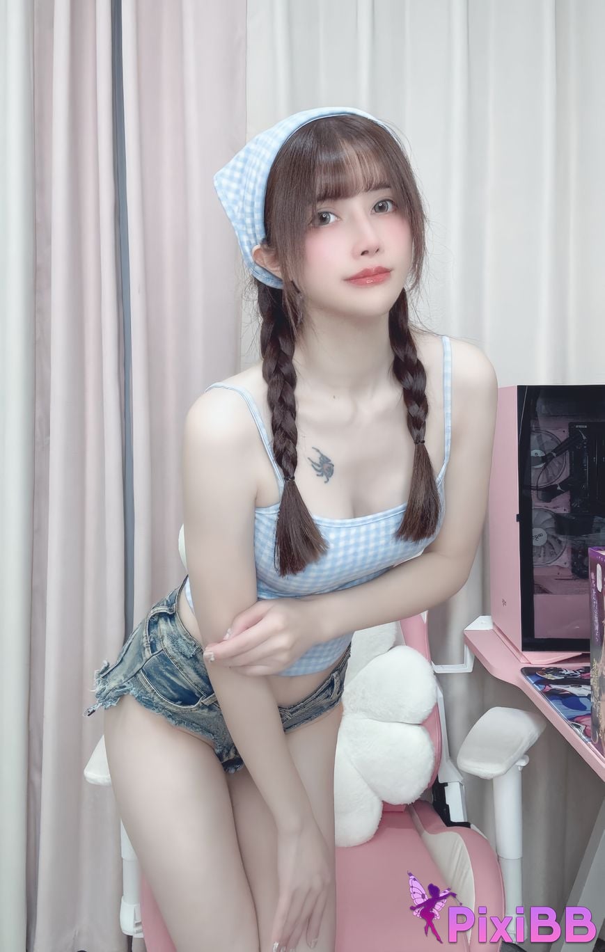 Cosplayer Deer eight years old simulation love PixiBB.COM 001