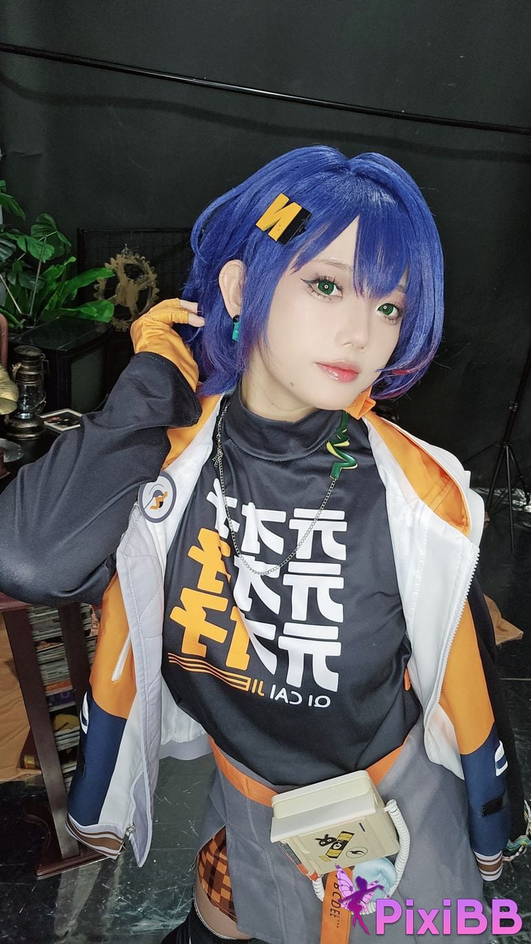 Cosplayer Messie Huang Bella PixiBB.COM 043