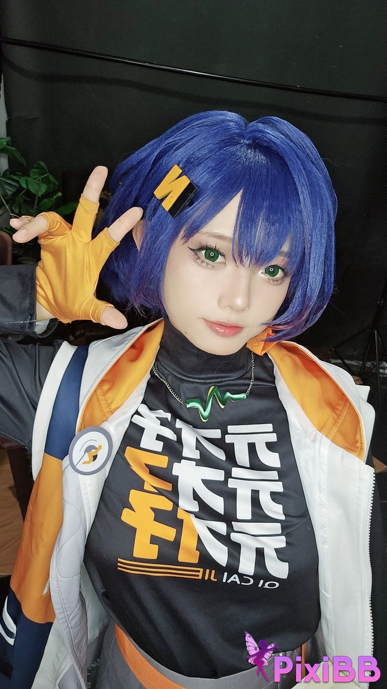 Cosplayer Messie Huang Bella PixiBB.COM 047