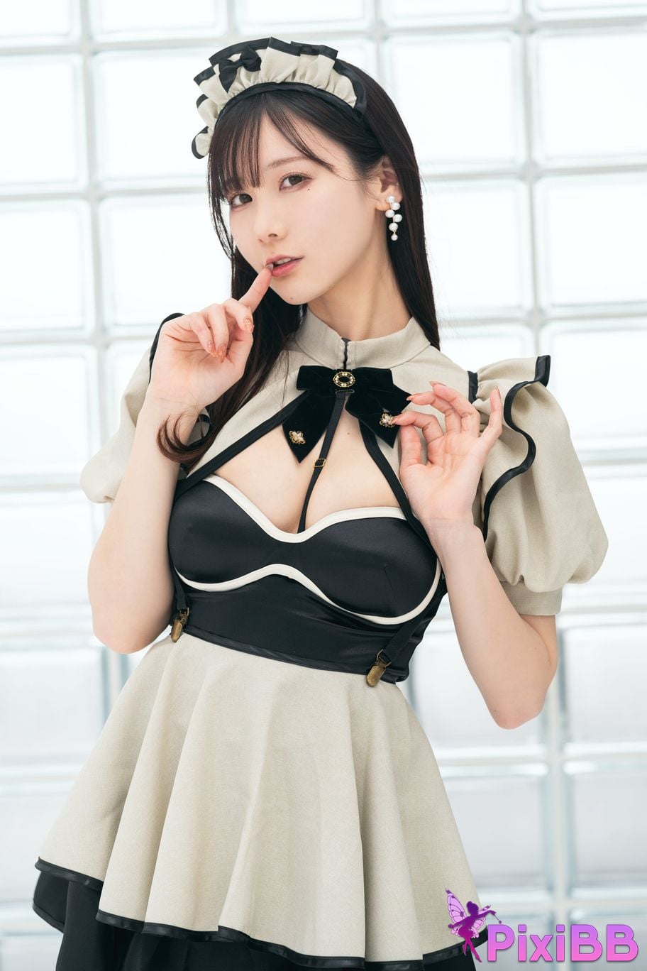 Cosplayer Kenken ornamental fetish maid PixiBB.COM 003