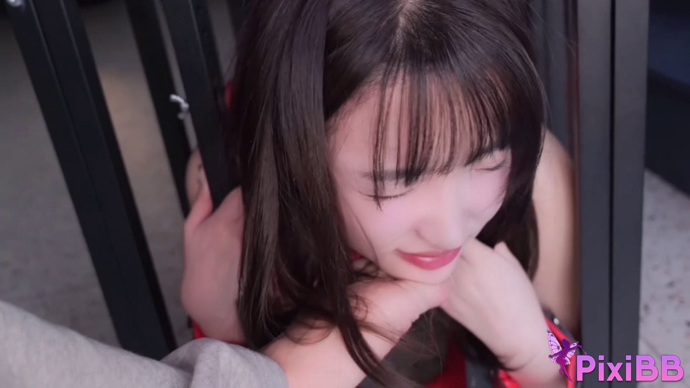 Son Ye Eun eun reds christmas together Appearance snow stone robin Seul i PixiBB.COM 022