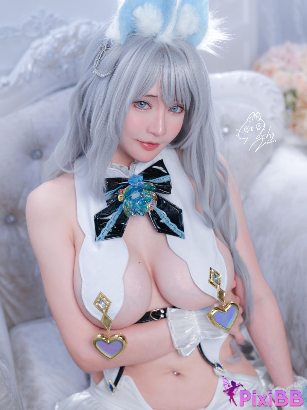 Cosplayer Machi Ma Ji White Rabbit PixiBB.COM 018