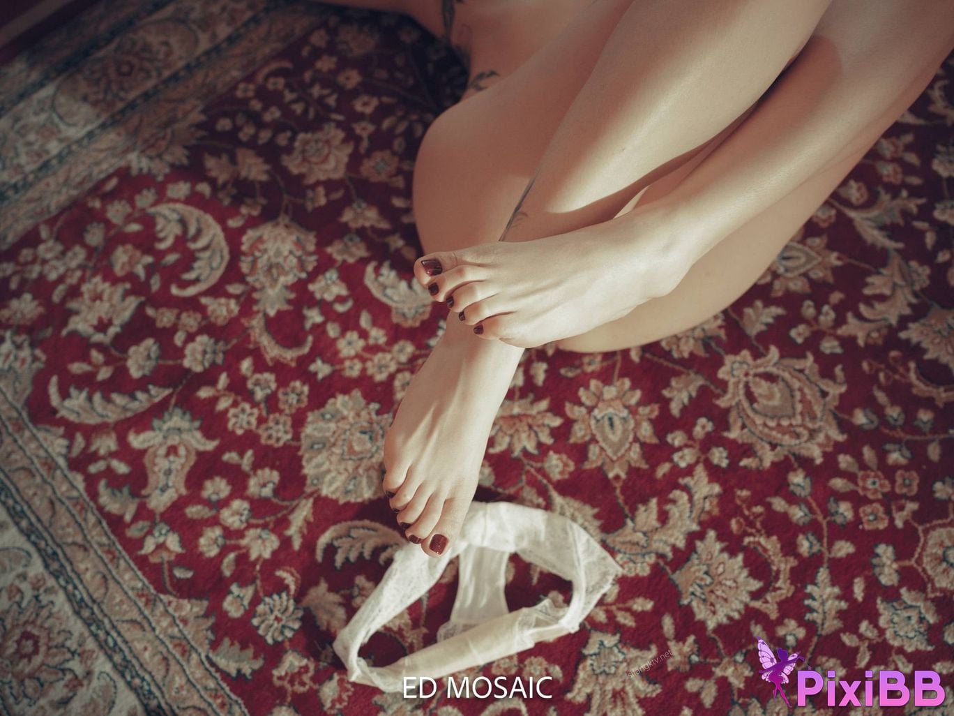 ED Mosaic Yuan Ben Chang Tui Kiki Pai San Ren Ping Mian Xie Zhen Jie Guo Huan Shi Chu Yi Wai Liao PixiBB.COM 063