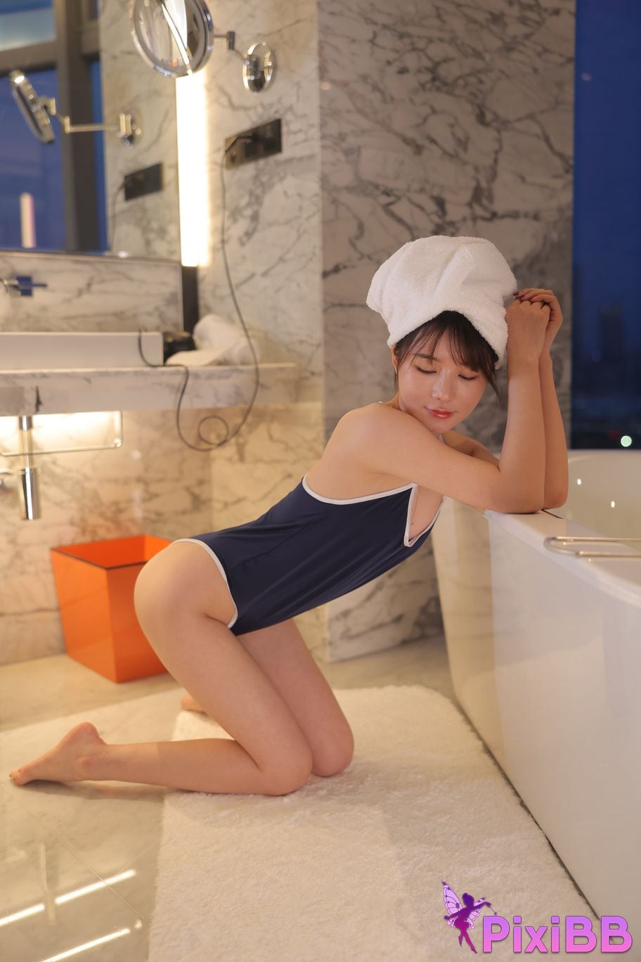 Private Photoshoot Wanwan R18 Xiuren.com Model Bubble Bath PixiBB.COM 028