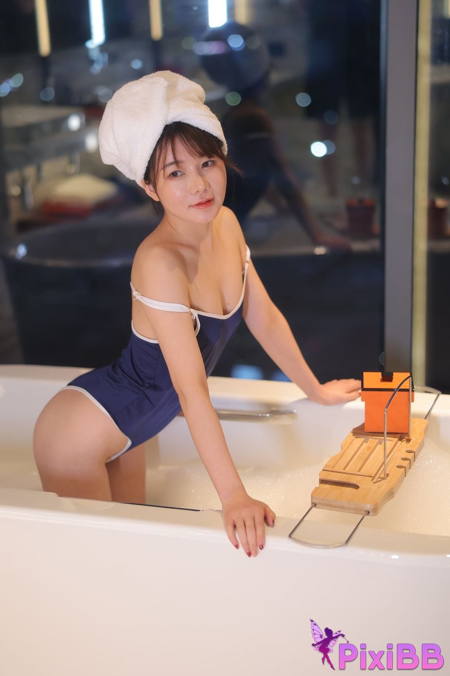 Private Photoshoot Wanwan R18 Xiuren.com Model Bubble Bath PixiBB.COM 083