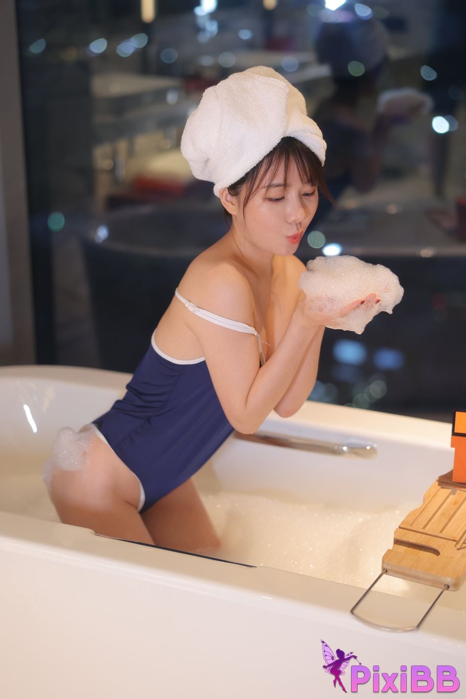 Private Photoshoot Wanwan R18 Xiuren.com Model Bubble Bath PixiBB.COM 095