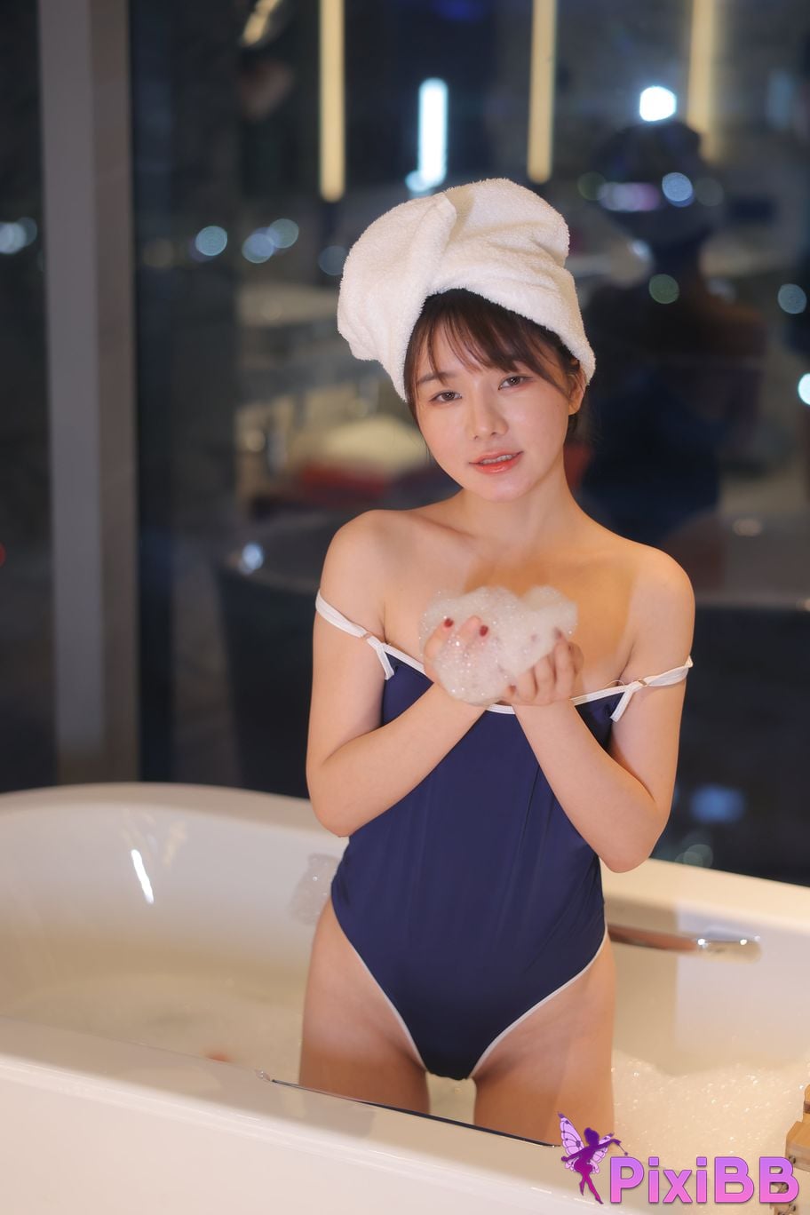 Private Photoshoot Wanwan R18 Xiuren.com Model Bubble Bath PixiBB.COM 102