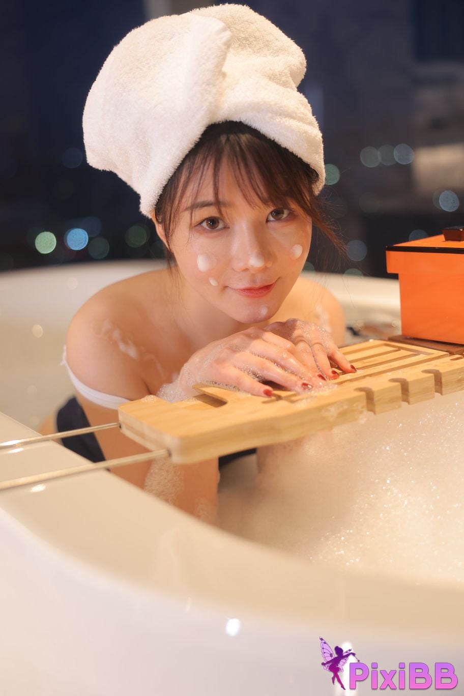 Private Photoshoot Wanwan R18 Xiuren.com Model Bubble Bath PixiBB.COM 195
