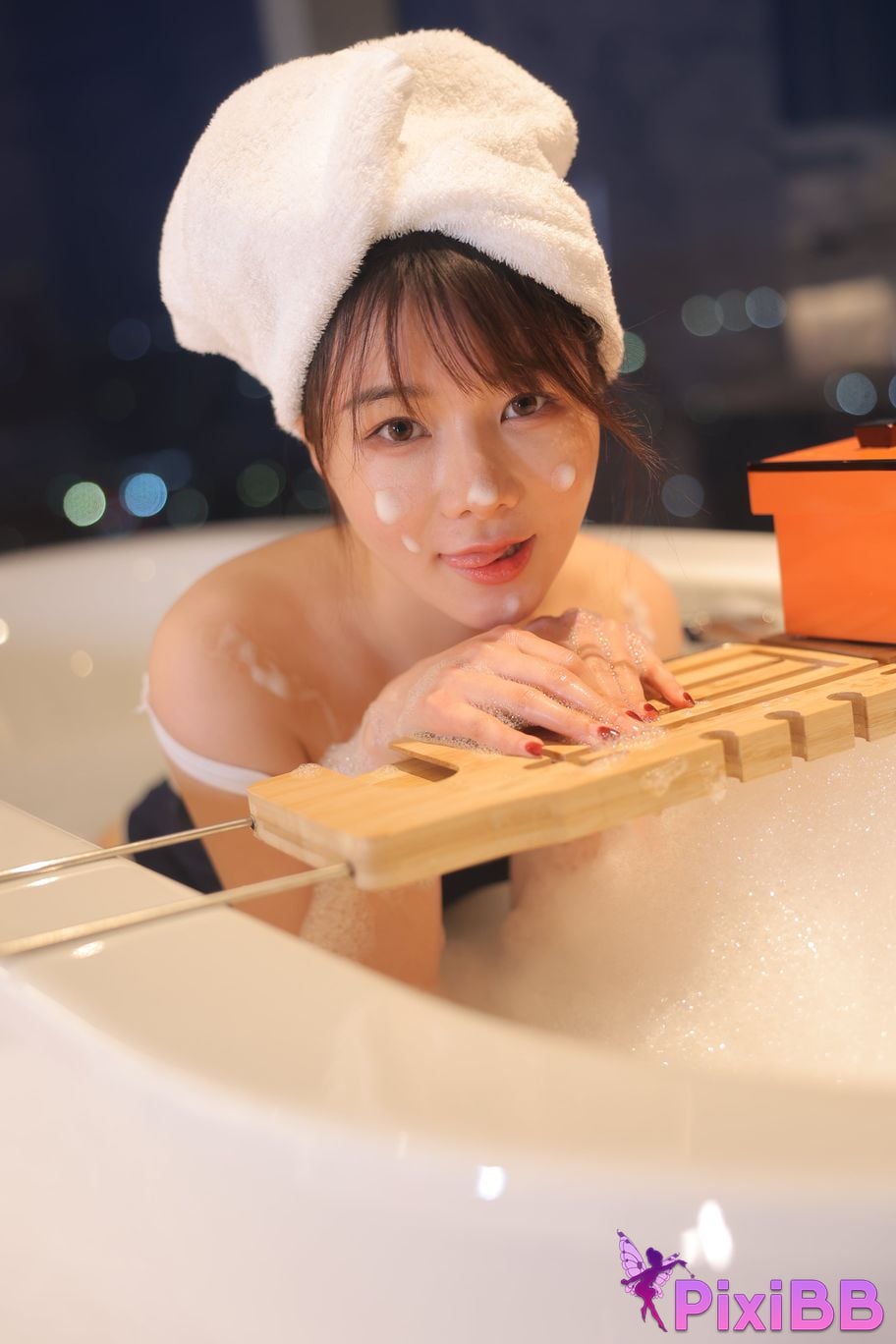 Private Photoshoot Wanwan R18 Xiuren.com Model Bubble Bath PixiBB.COM 198