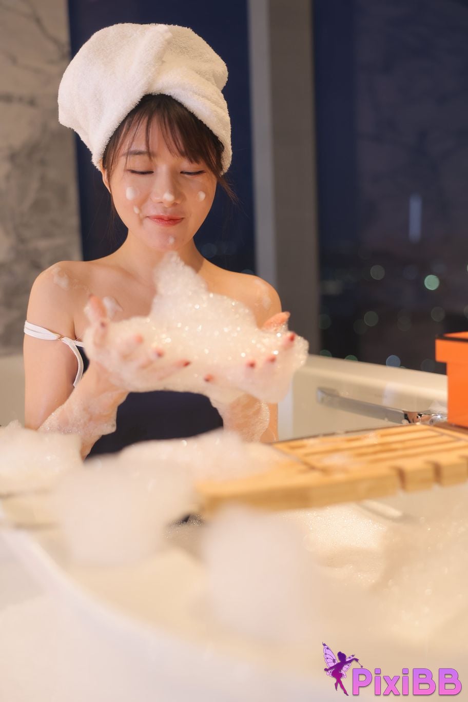 Private Photoshoot Wanwan R18 Xiuren.com Model Bubble Bath PixiBB.COM 203