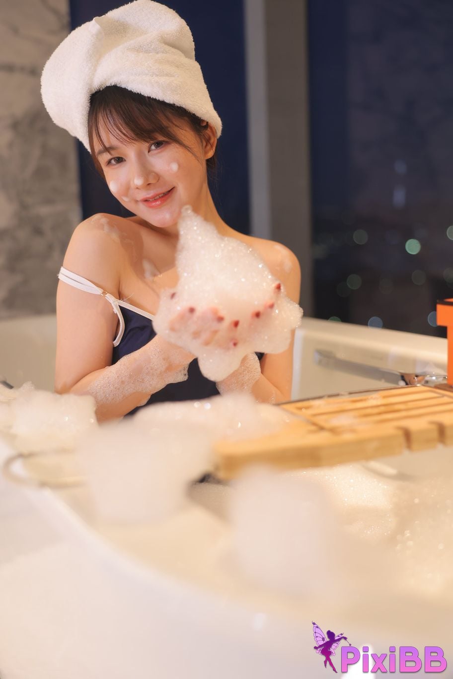 Private Photoshoot Wanwan R18 Xiuren.com Model Bubble Bath PixiBB.COM 205