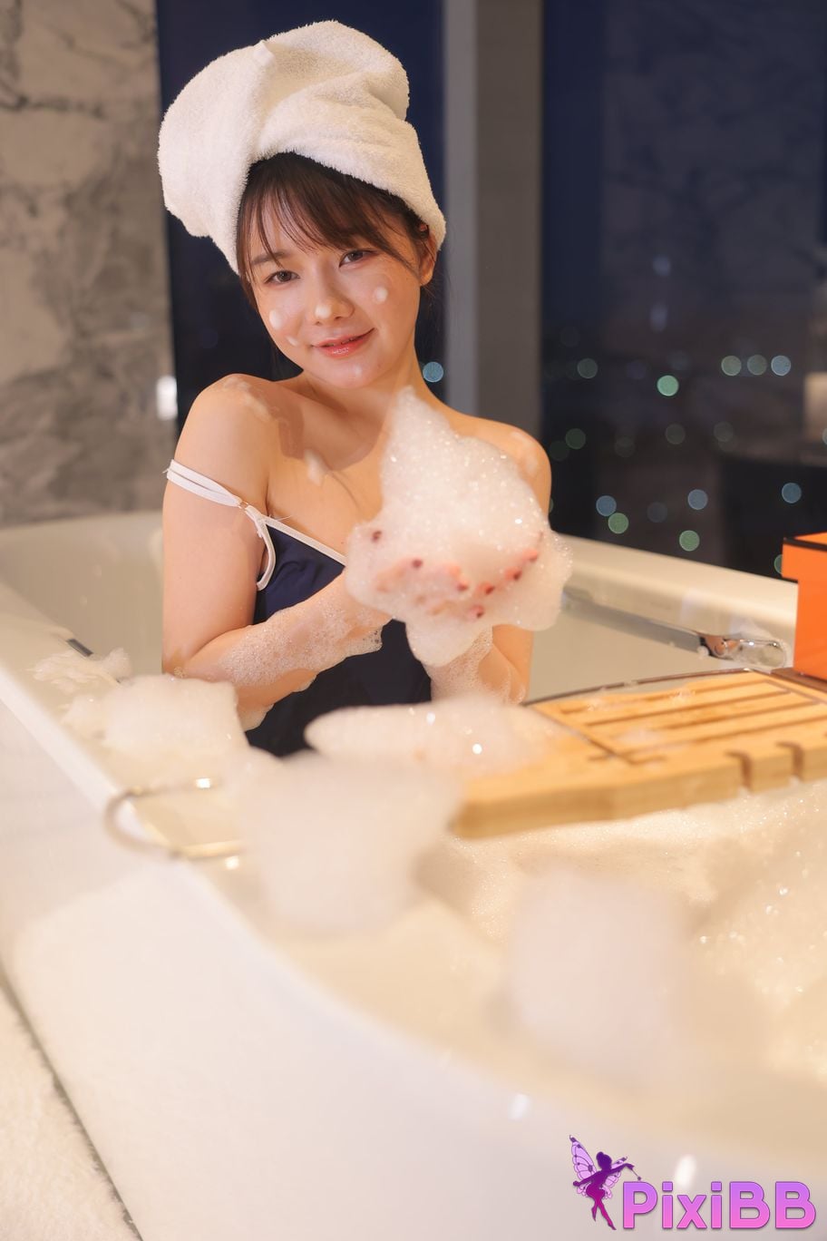 Private Photoshoot Wanwan R18 Xiuren.com Model Bubble Bath PixiBB.COM 207