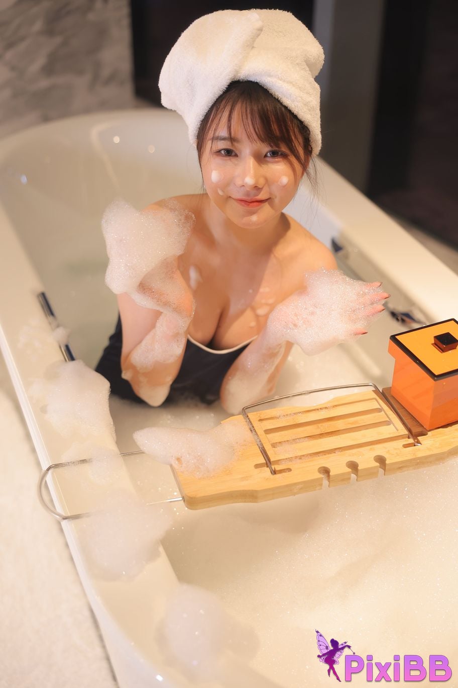 Private Photoshoot Wanwan R18 Xiuren.com Model Bubble Bath PixiBB.COM 213