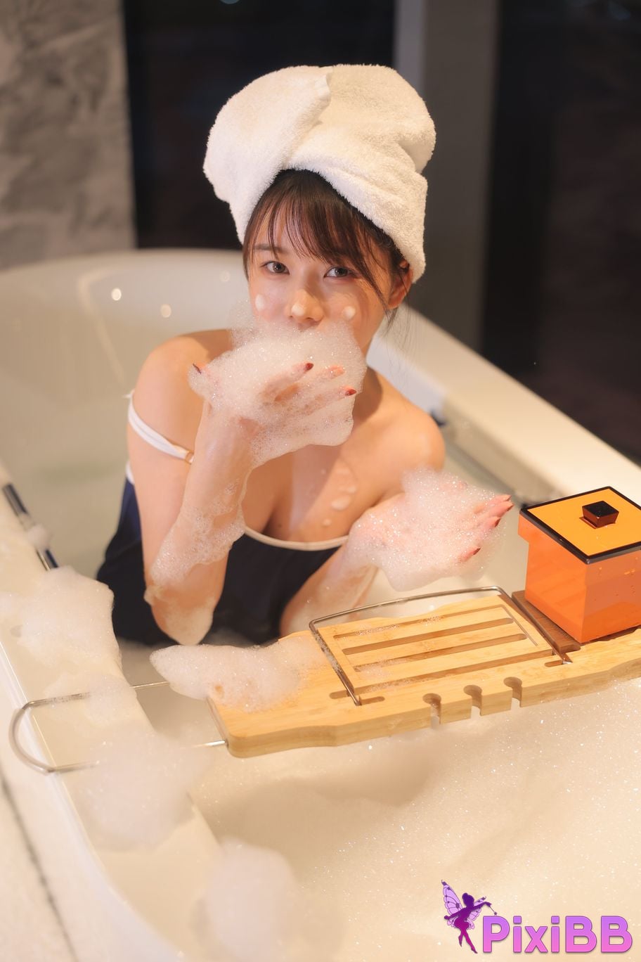 Private Photoshoot Wanwan R18 Xiuren.com Model Bubble Bath PixiBB.COM 219