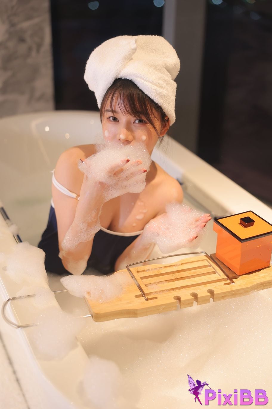 Private Photoshoot Wanwan R18 Xiuren.com Model Bubble Bath PixiBB.COM 220