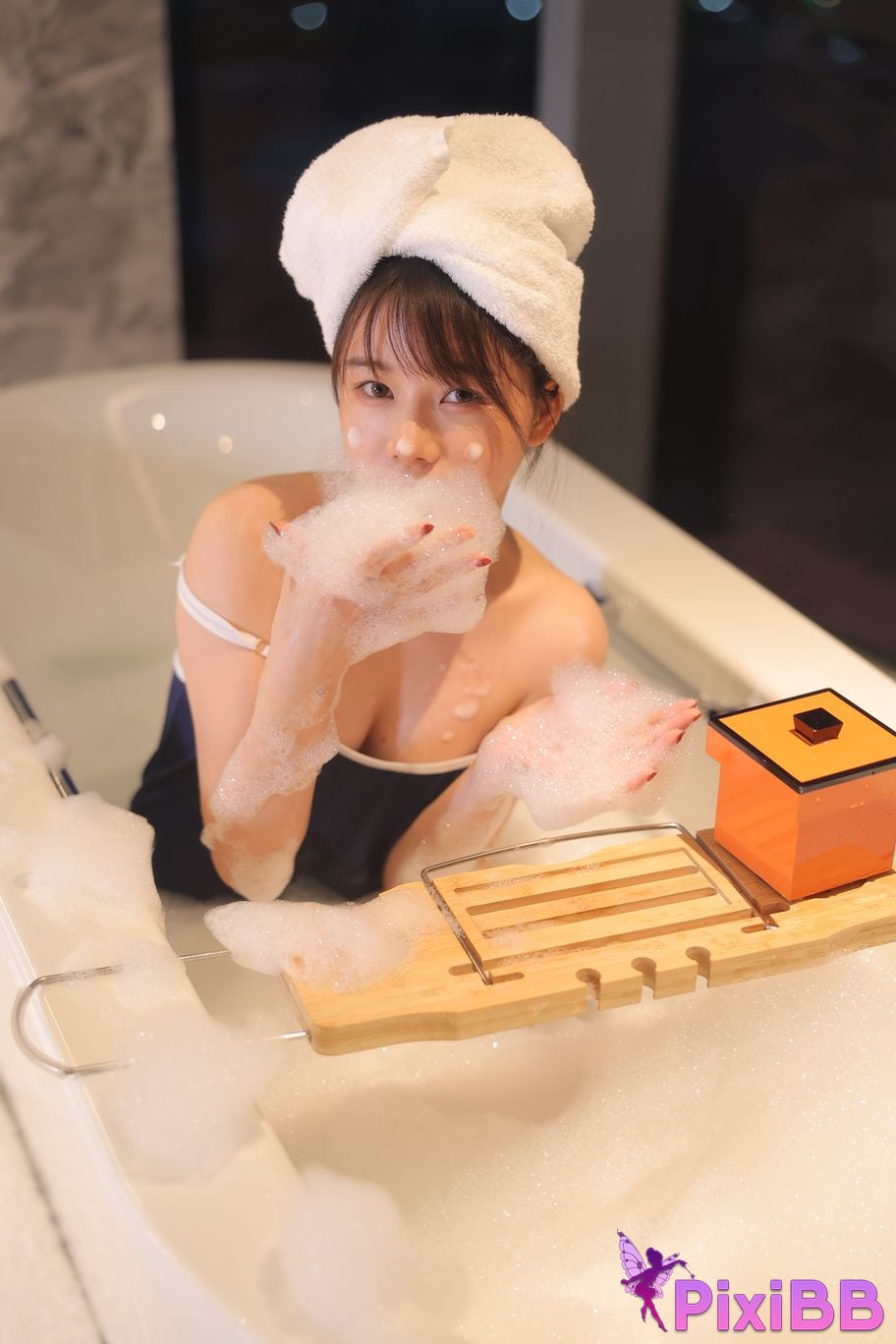 Private Photoshoot Wanwan R18 Xiuren.com Model Bubble Bath PixiBB.COM 221