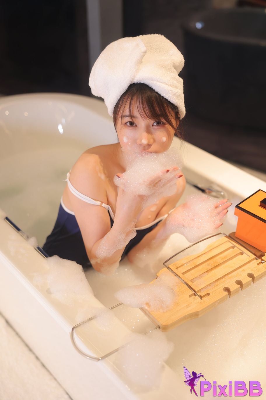 Private Photoshoot Wanwan R18 Xiuren.com Model Bubble Bath PixiBB.COM 226