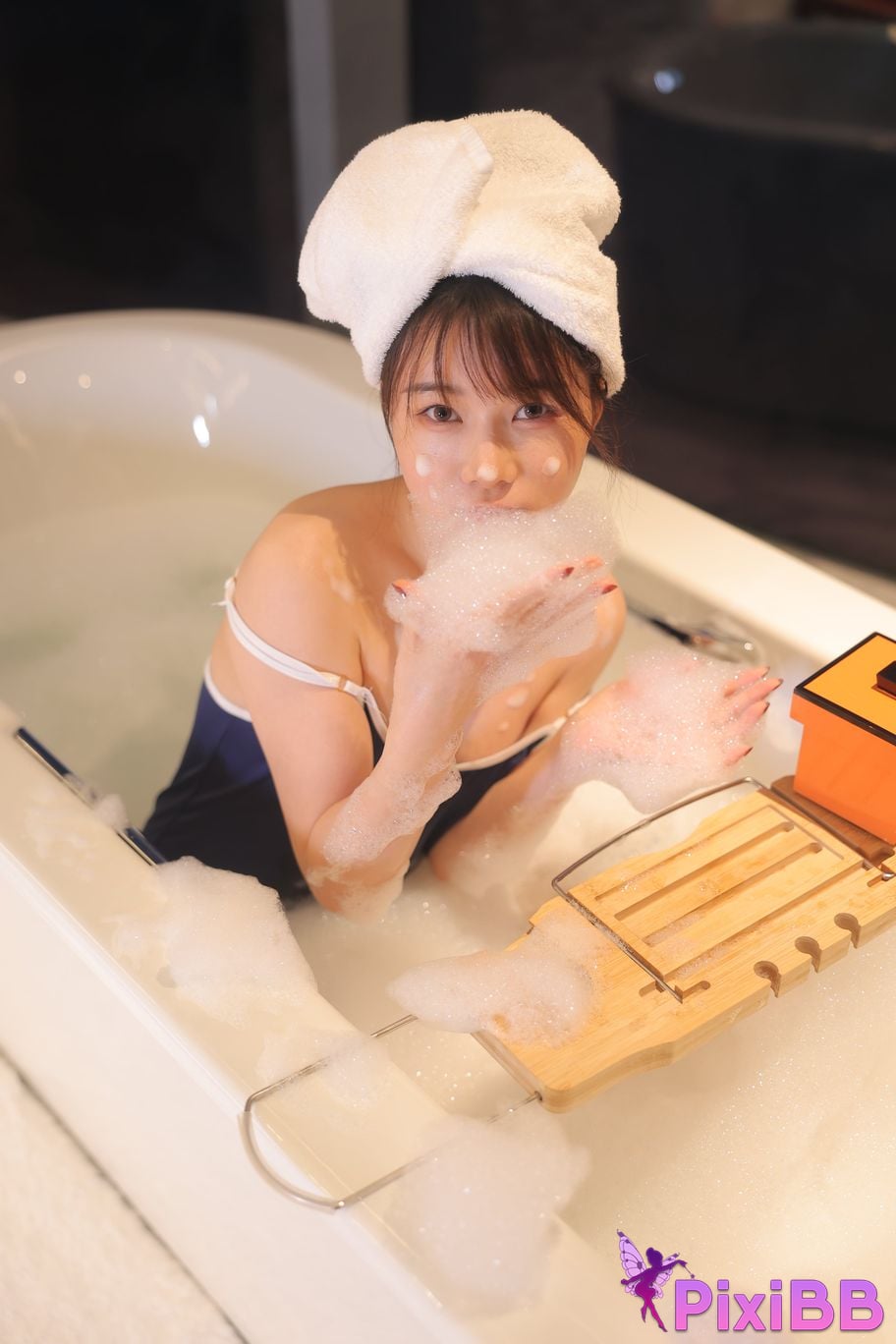 Private Photoshoot Wanwan R18 Xiuren.com Model Bubble Bath PixiBB.COM 227
