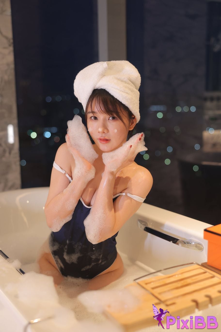 Private Photoshoot Wanwan R18 Xiuren.com Model Bubble Bath PixiBB.COM 260