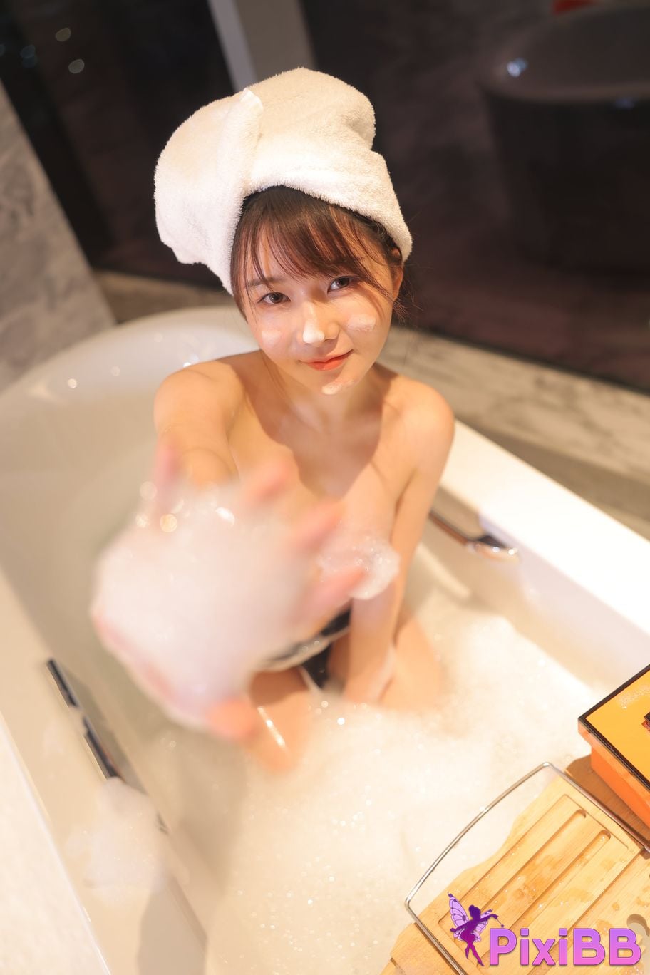 Private Photoshoot Wanwan R18 Xiuren.com Model Bubble Bath PixiBB.COM 399