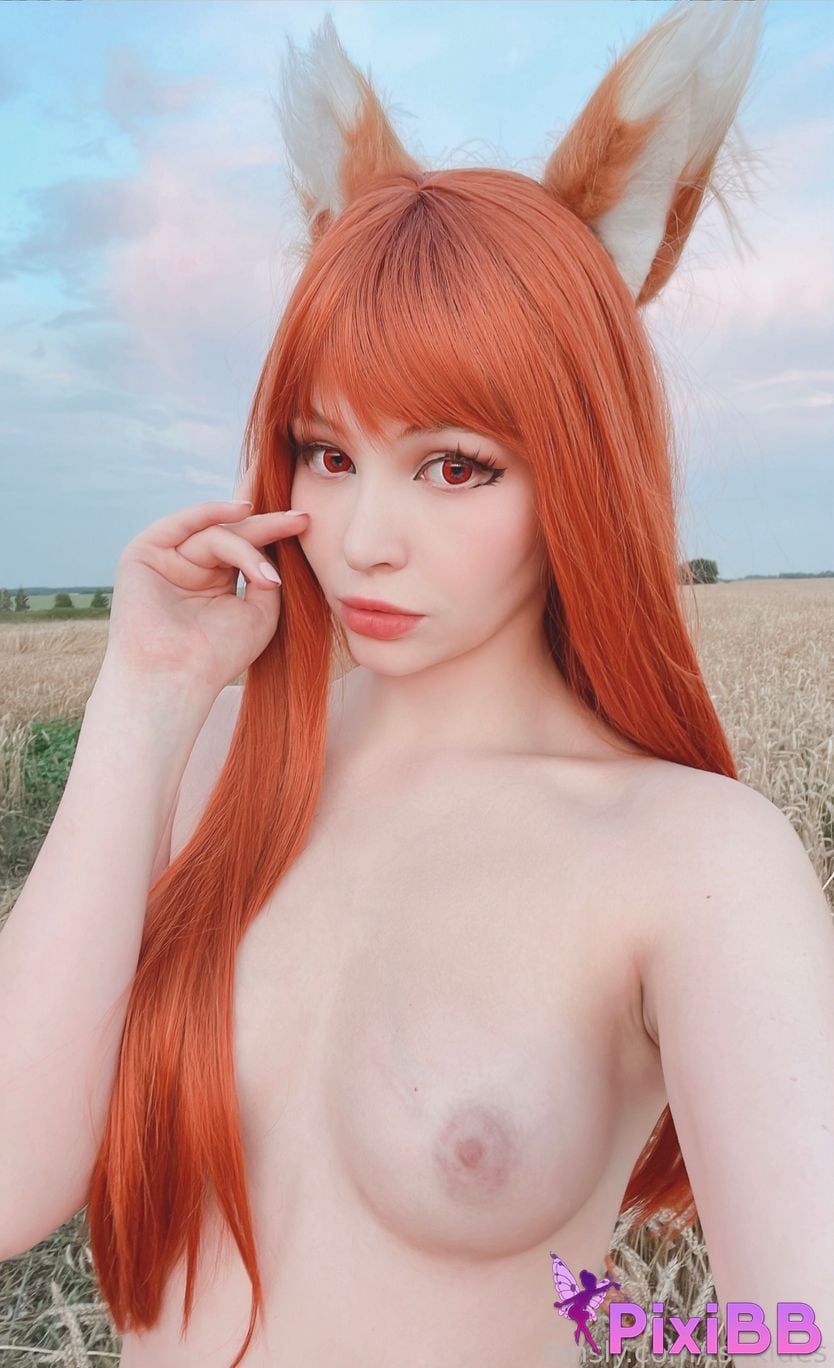 Tsuki Desu Holo PixiBB.COM 21