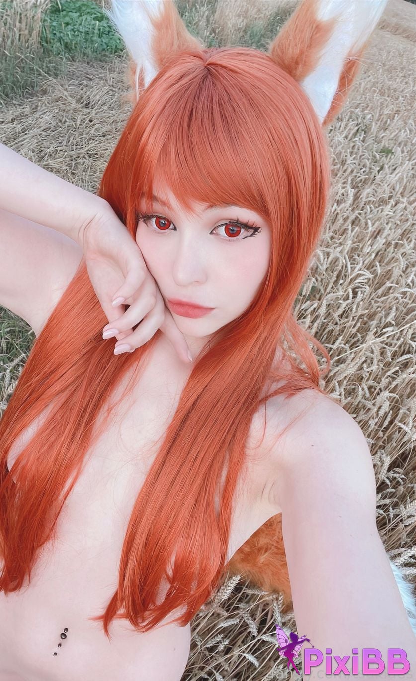 Tsuki Desu Holo PixiBB.COM 6