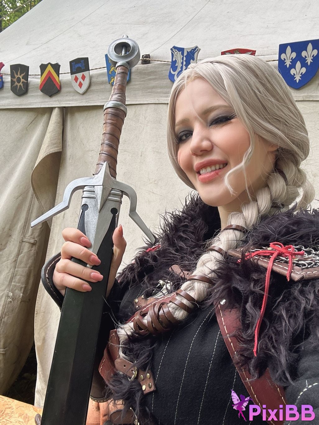 Lada Lyumos Ciri PixiBB.COM 52