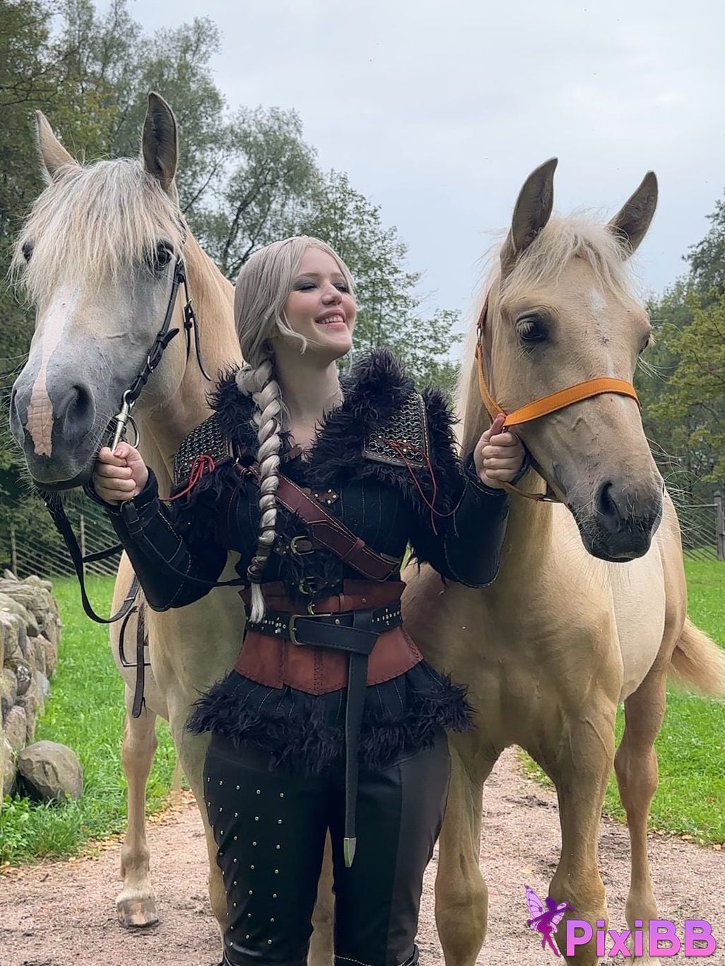 Lada Lyumos Ciri PixiBB.COM 6