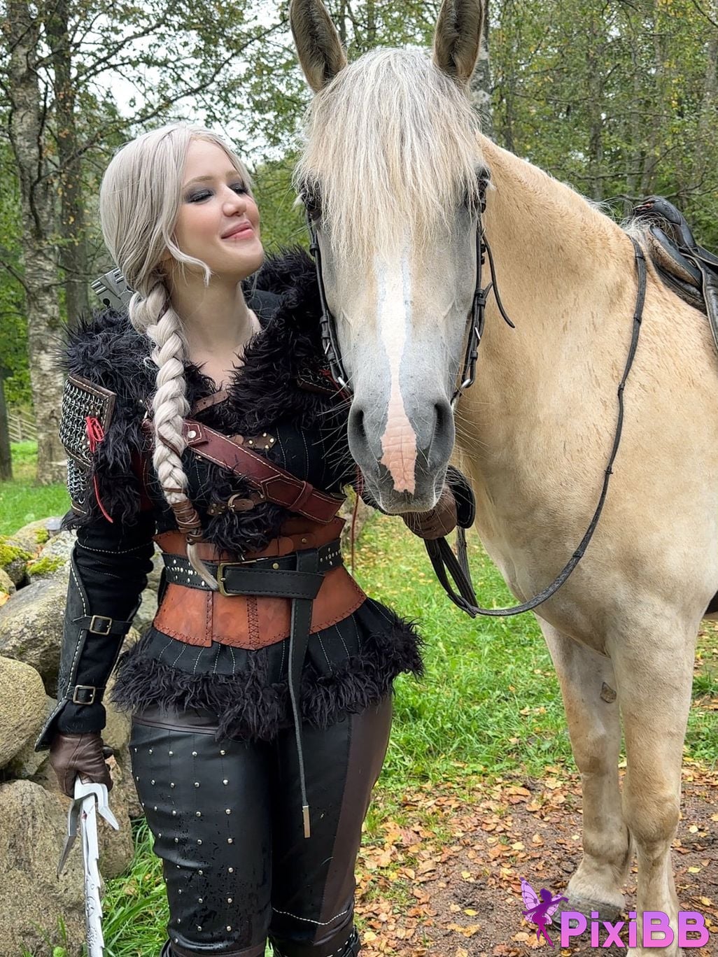 Lada Lyumos Ciri PixiBB.COM 61