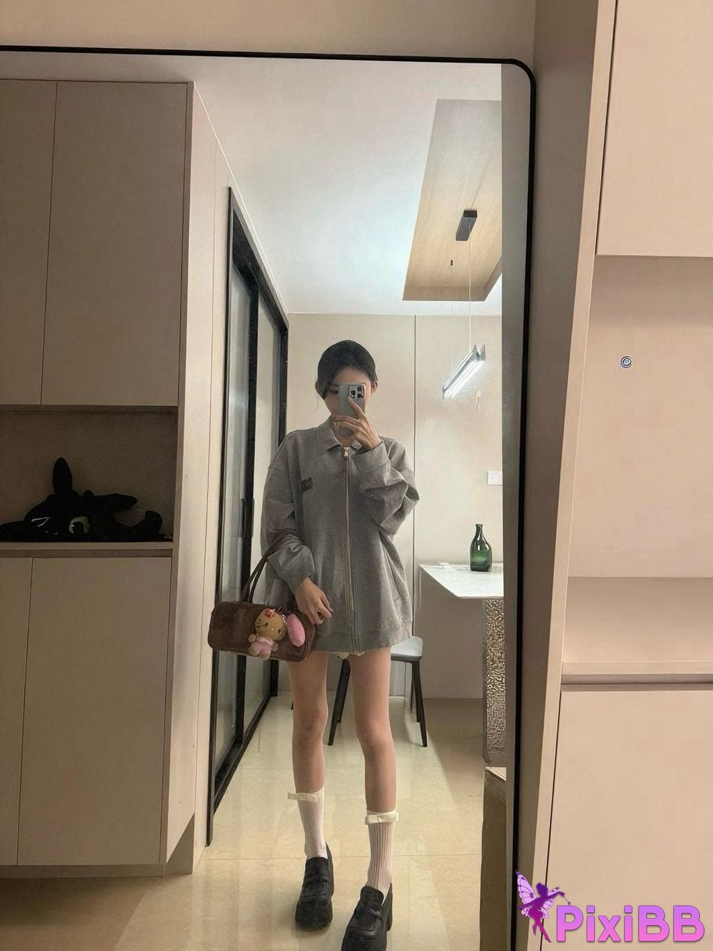 roo8888s Nizi Douyin super beauty contrast blogger The looks and figure are really great PixiBB.COM 059