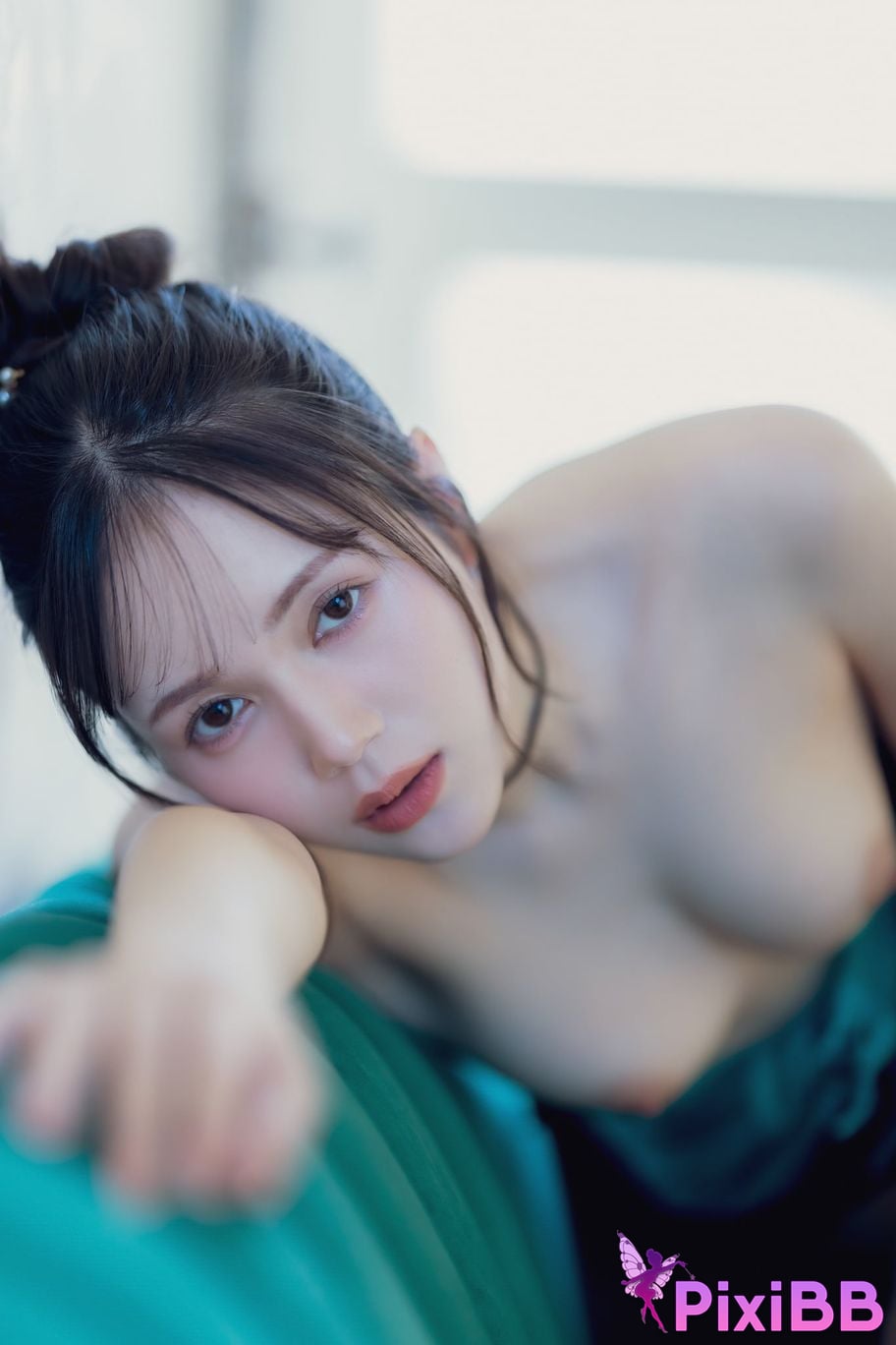 Japanese Idol Suzumori Remu FRIDAY digital photo book Black Moon PixiBB.COM 015