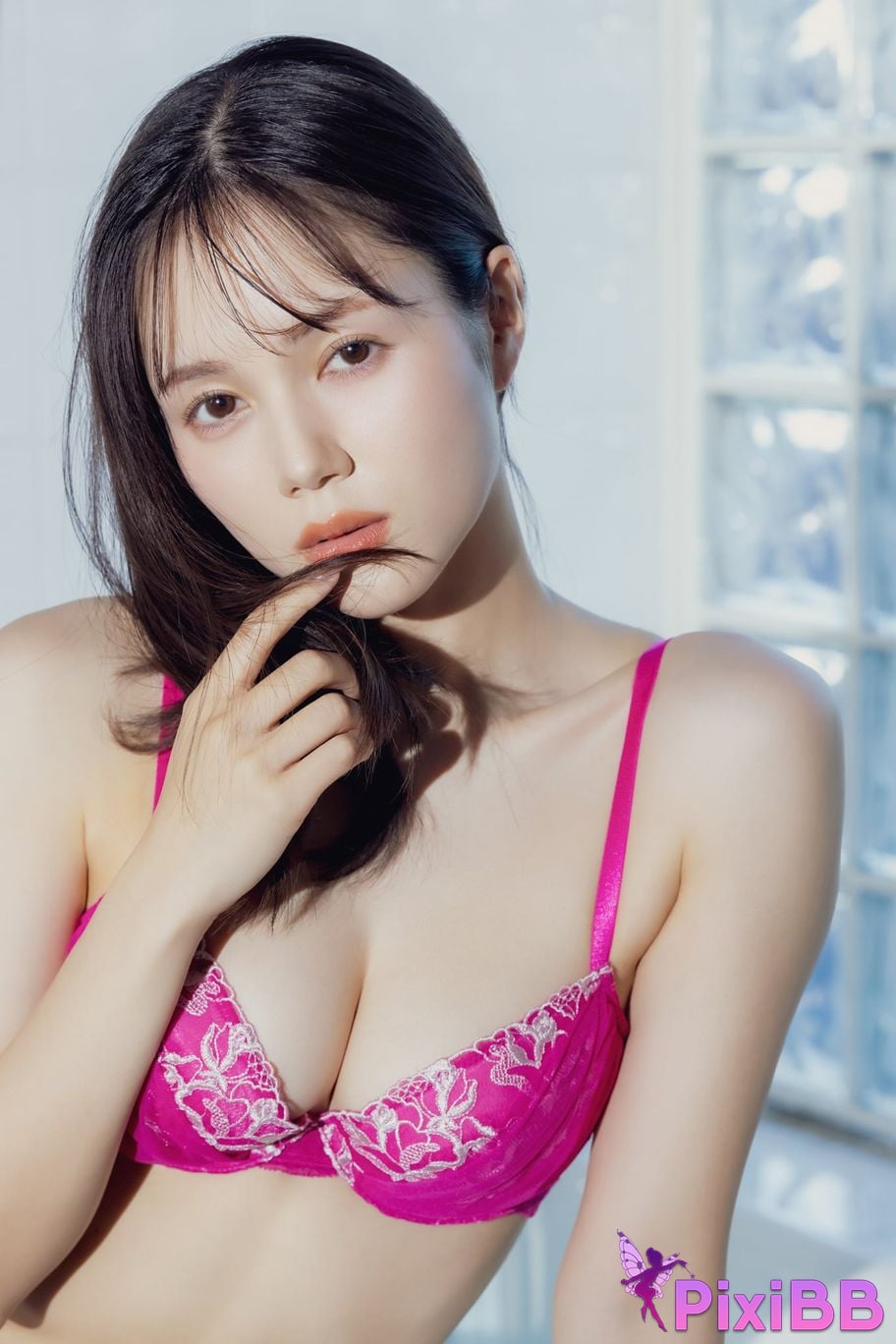 Japanese Idol Suzumori Remu FRIDAY digital photo book Black Moon PixiBB.COM 048