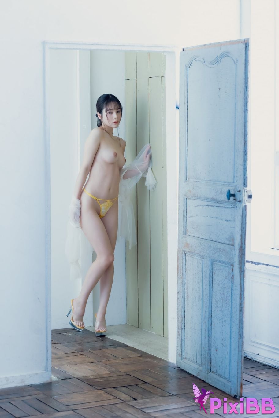 Japanese Idol Suzumori Remu FRIDAY digital photo book White Sun PixiBB.COM 009