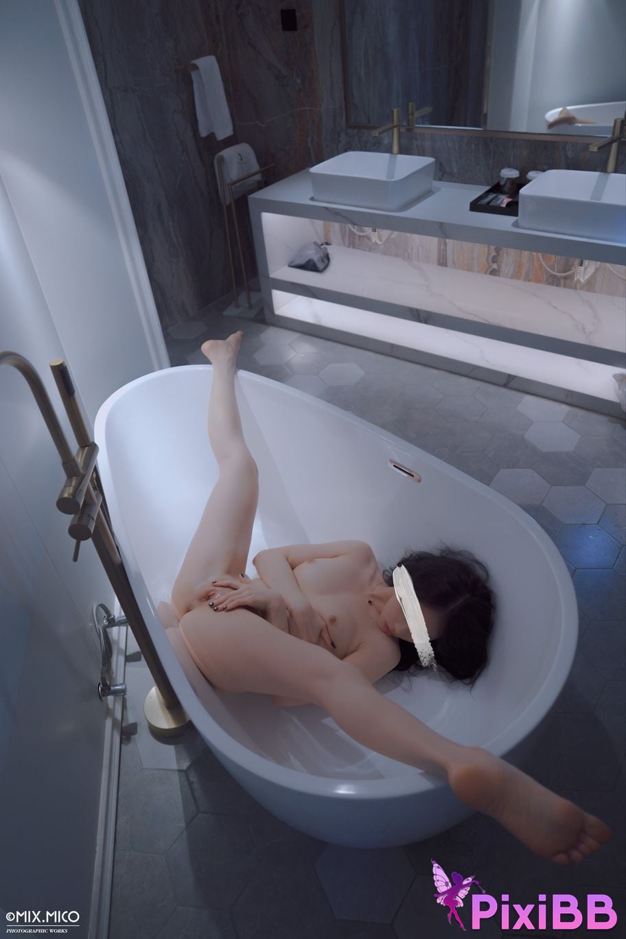 Jianshuting Jiang Shuting Super sexy and invincible beauty model Fair tender figure PixiBB.COM 003