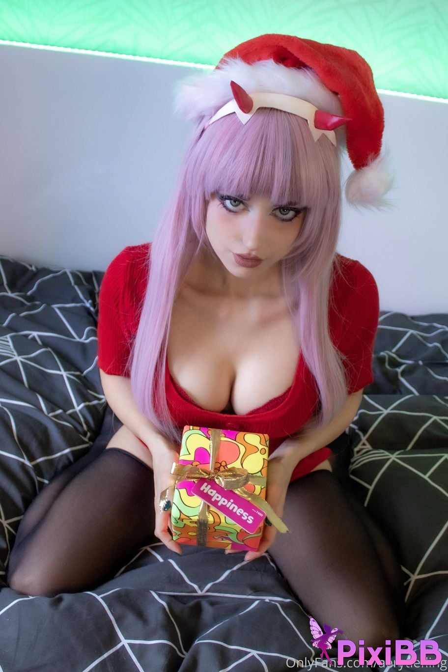 Aery Tiefling Christmas Zero Two PixiBB.COM 9