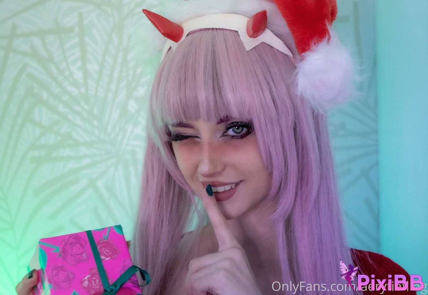 Aery Tiefling Christmas Zero Two PixiBB.COM