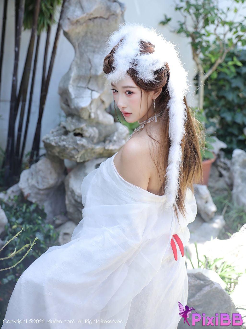 XIUREN No.10843 Kim Yun Hee Yuki PixiBB.COM 041