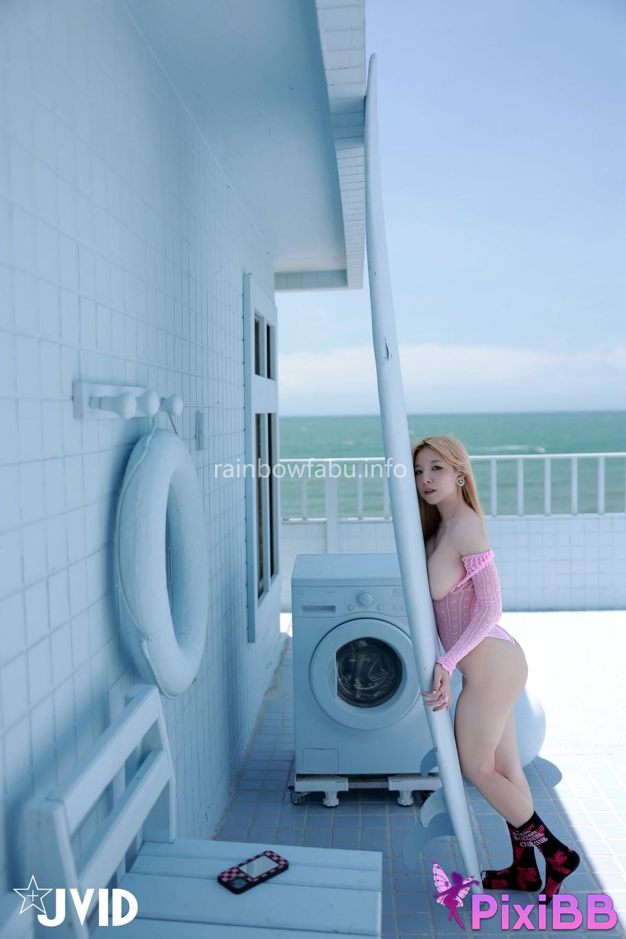 JVID Li Fei Er Chao Ju Ru Chuan Zhu Xing Gan Fen Se Lian Shen Dong Yong Zhuang PixiBB.COM 046